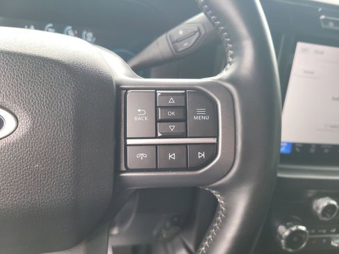 Used 2024 Ford F350 Lariat w/ Lariat Ultimate Package AWD/4WD image 15