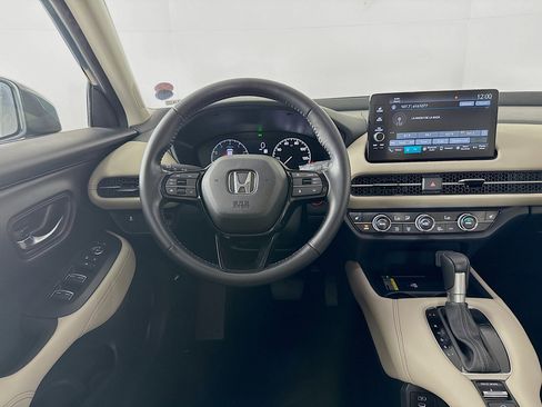 Certified 2025 Honda HR-V EX-L image 27