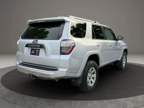 Used 2015 Toyota 4Runner Trail AWD/4WD image 4