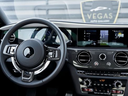 Used 2025 Rolls-Royce Ghost Black Badge image 61