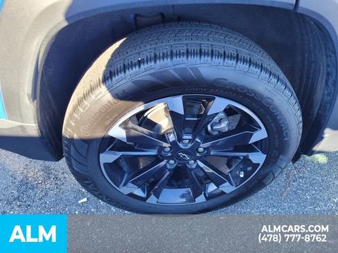 Used 2025 Chevrolet Equinox RS w/ Safety and Technology Package image 10