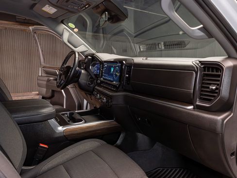 Used 2024 Chevrolet Silverado 2500 LT w/ Z71 Sport Edition AWD/4WD image 20