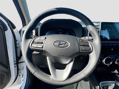 New 2026 Hyundai Venue SEL image 11