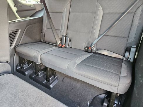Used 2025 Chevrolet Tahoe LS AWD/4WD image 30