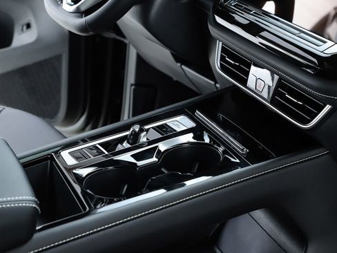 New 2026 Volkswagen Atlas Cross Sport SE image 73