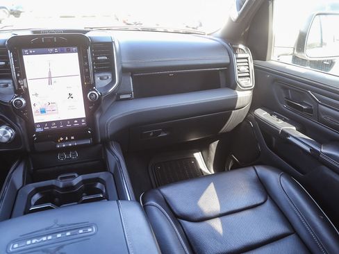 Used 2024 RAM 1500 Limited image 15