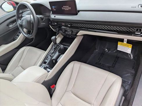 Used 2024 Honda Accord EX-L image 21
