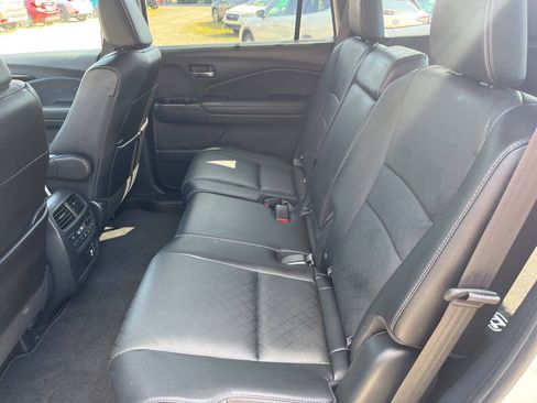 Used 2020 Honda Passport Elite image 12