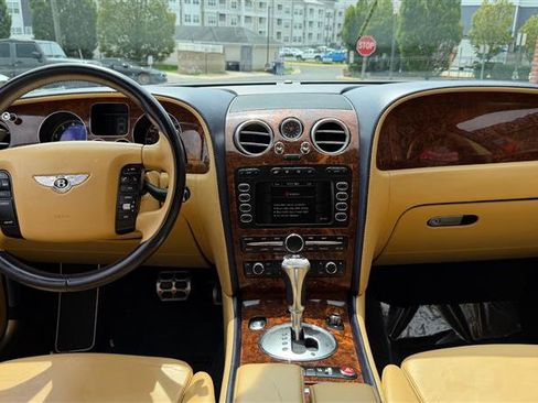 Used 2006 Bentley Flying Spur Flying Spur AWD/4WD image 26