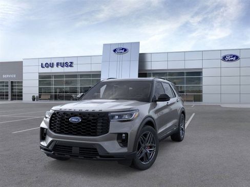 New 2025 Ford Explorer ST-Line w/ Premium Package image 3
