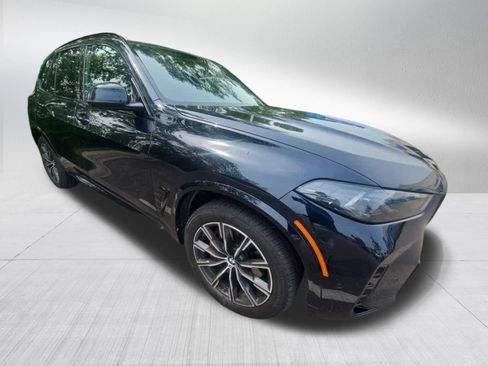 Used 2024 BMW X5 xDrive40i w/ Executive Package AWD/4WD image 3