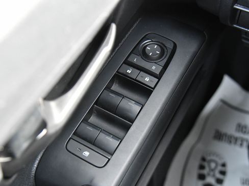 Used 2024 Toyota Tacoma TRD Sport image 35