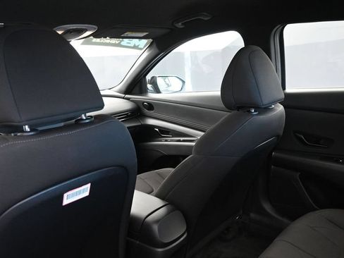 Certified 2025 Hyundai Elantra Sport FWD image 21