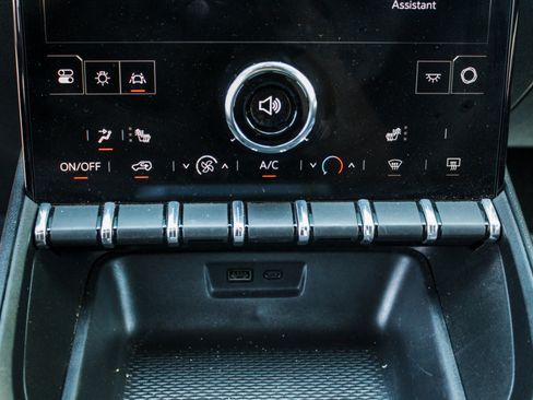 Used 2025 GMC Terrain Elevation AWD/4WD image 18