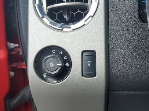 Used 2016 Ford F350 Lariat w/ Lariat Ultimate Package AWD/4WD image 23