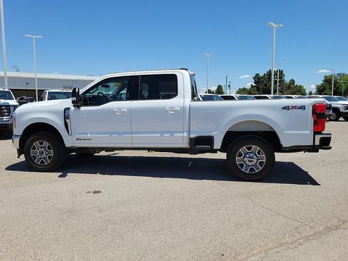 Used 2024 Ford F250 Lariat AWD/4WD image 7