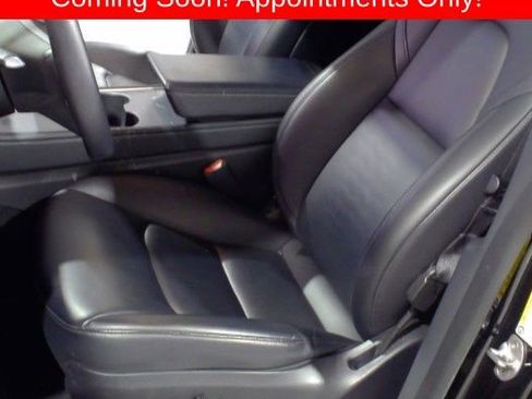 Used 2023 Tesla Model Y Long Range image 4