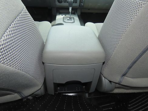 Used 2021 Nissan Frontier SV AWD/4WD image 20