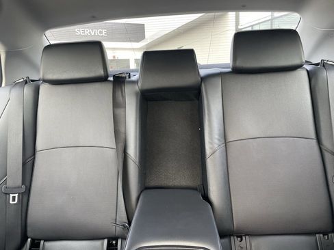 Used 2025 Toyota Camry XLE image 23