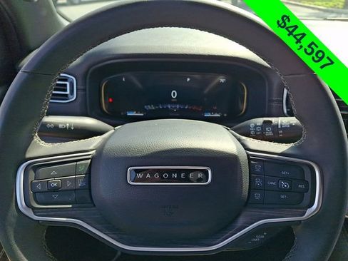 Certified 2024 Jeep Wagoneer Series III image 18