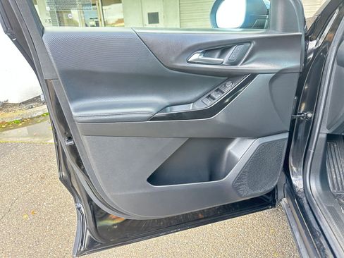 Used 2025 Chevrolet Equinox LT image 20