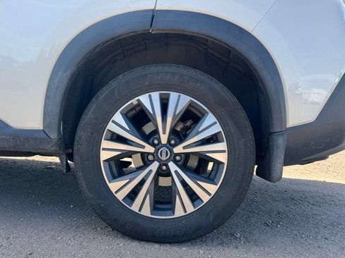Used 2021 Nissan Rogue SV AWD/4WD image 11