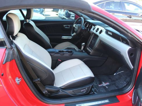 Used 2015 Ford Mustang Premium RWD image 10
