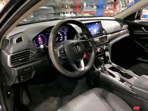 Used 2019 Honda Accord LX image 19