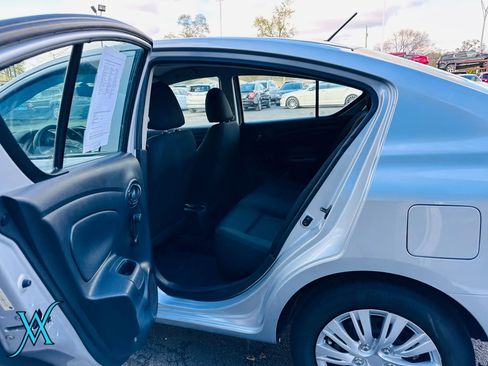 Used 2019 Nissan Versa S Plus FWD image 20