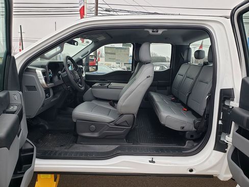 New 2025 Ford F250 XL image 17
