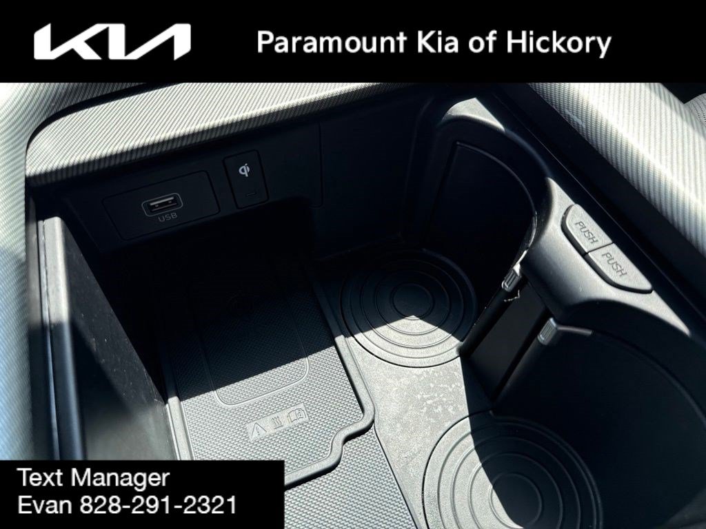 Used 2024 Hyundai Palisade SEL FWD image 28