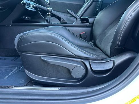 Used 2022 Hyundai Elantra N Base image 42