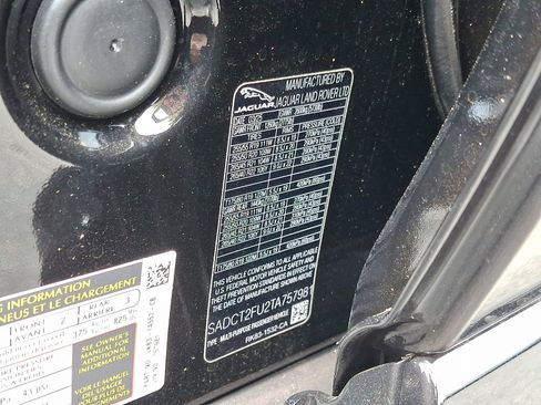 New 2026 Jaguar F-PACE R-Dynamic S image 22