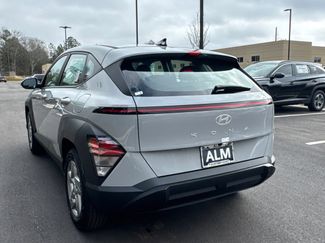 New 2026 Hyundai Kona SE video 3