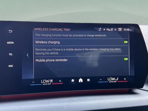 Used 2025 BMW 228i xDrive w/ Technology Package image 20