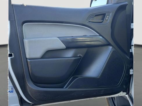 Used 2021 Chevrolet Colorado W/T image 18