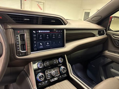Certified 2024 GMC Yukon Denali w/ Advanced Technology Package AWD/4WD image 39