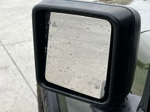 Used 2022 Jeep Wrangler Unlimited Rubicon w/ Xtreme Recon 35" Tire Package image 13