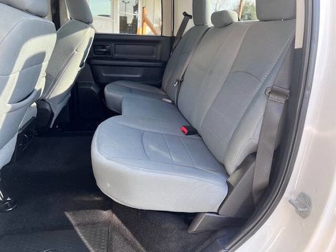 Used 2013 RAM 2500 Tradesman w/ Chrome Appearance Group image 17