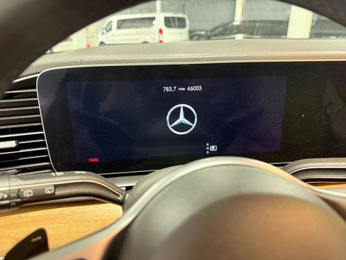 Used 2020 Mercedes-Benz GLS 450 4MATIC image 38