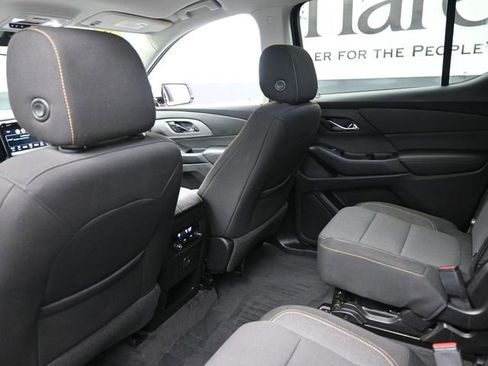 Used 2019 Chevrolet Traverse LT image 24