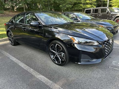 Used 2026 Nissan Altima 2.5 SR FWD image 6