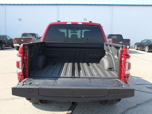 Used 2022 Ford F150 Lariat w/ Equipment Group 502A High image 4