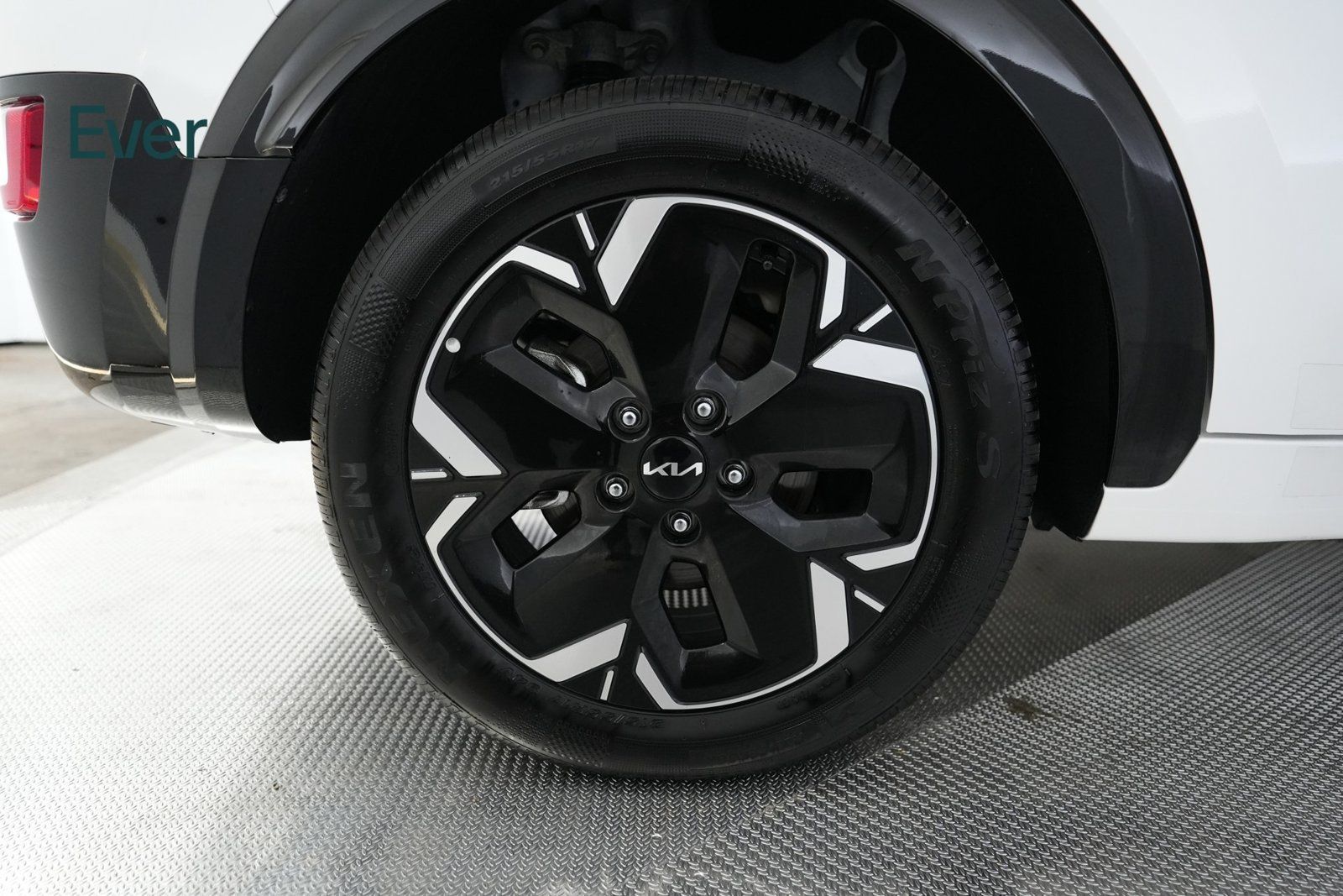 Used 2026 Kia Niro Wind FWD image 21