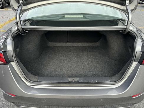 Used 2023 Nissan Sentra SV image 15