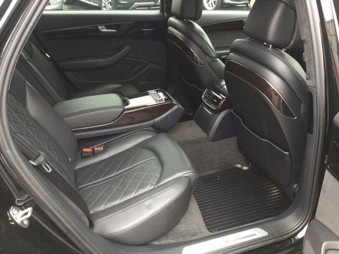 Used 2017 Audi A8 L 4.0T w/ Driver Assistance Package image 22