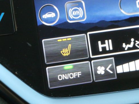 Used 2024 Subaru Ascent Onyx Edition image 21