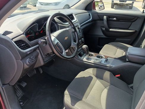 Used 2017 Chevrolet Traverse LT AWD/4WD image 9