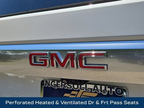 Used 2024 GMC Yukon Denali w/ Denali Reserve Package RWD image 31