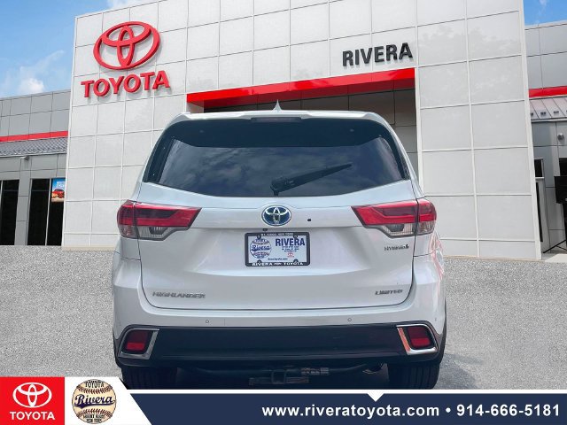 Used 2018 Toyota Highlander Limited Platinum AWD/4WD image 7
